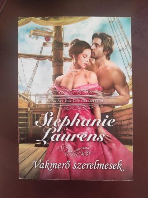 Stephanie Laurens Vakmerő szerelmesek könyv borító