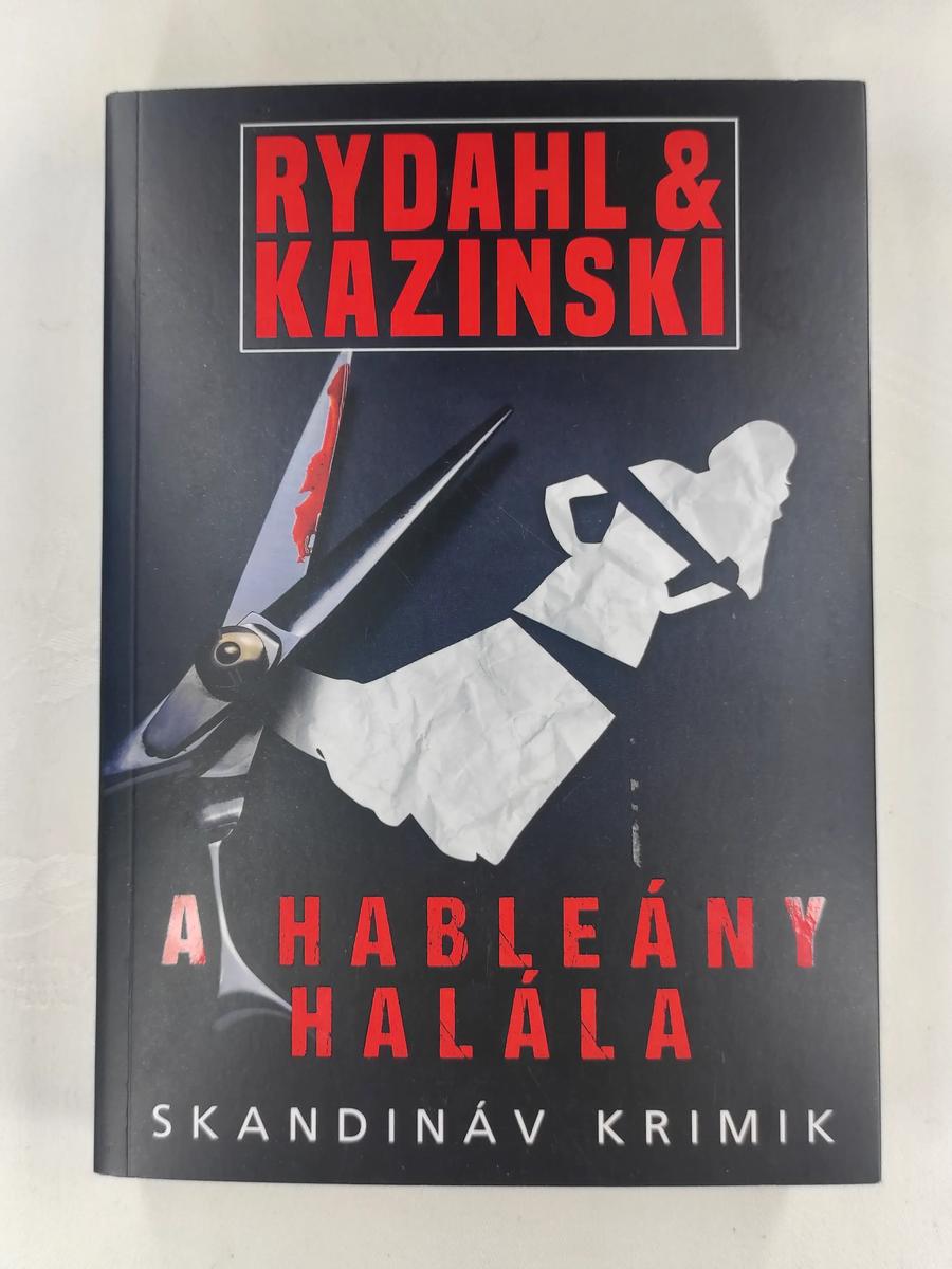 A. J. Kazinski és Thomas Rydahl A hableány halála könyv borító